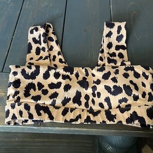 Women’s sports bra AllFenix